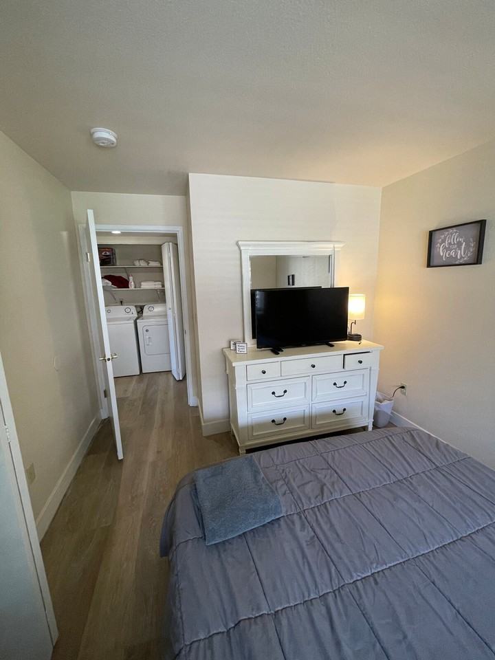 604 N Columbia Center Blvd #1505665P - Photo 7 of 24