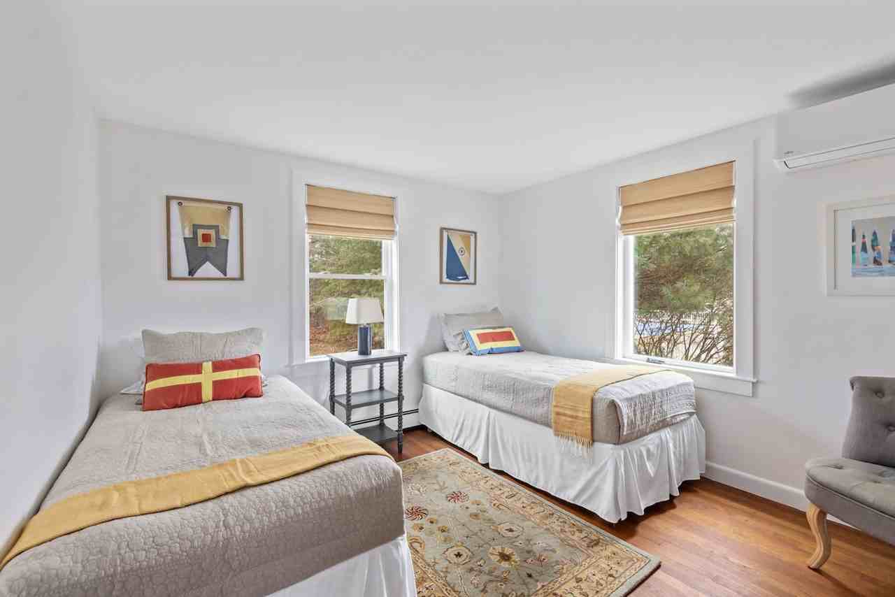 12 Woodside Dr #1532211P - Photo 7 of 26