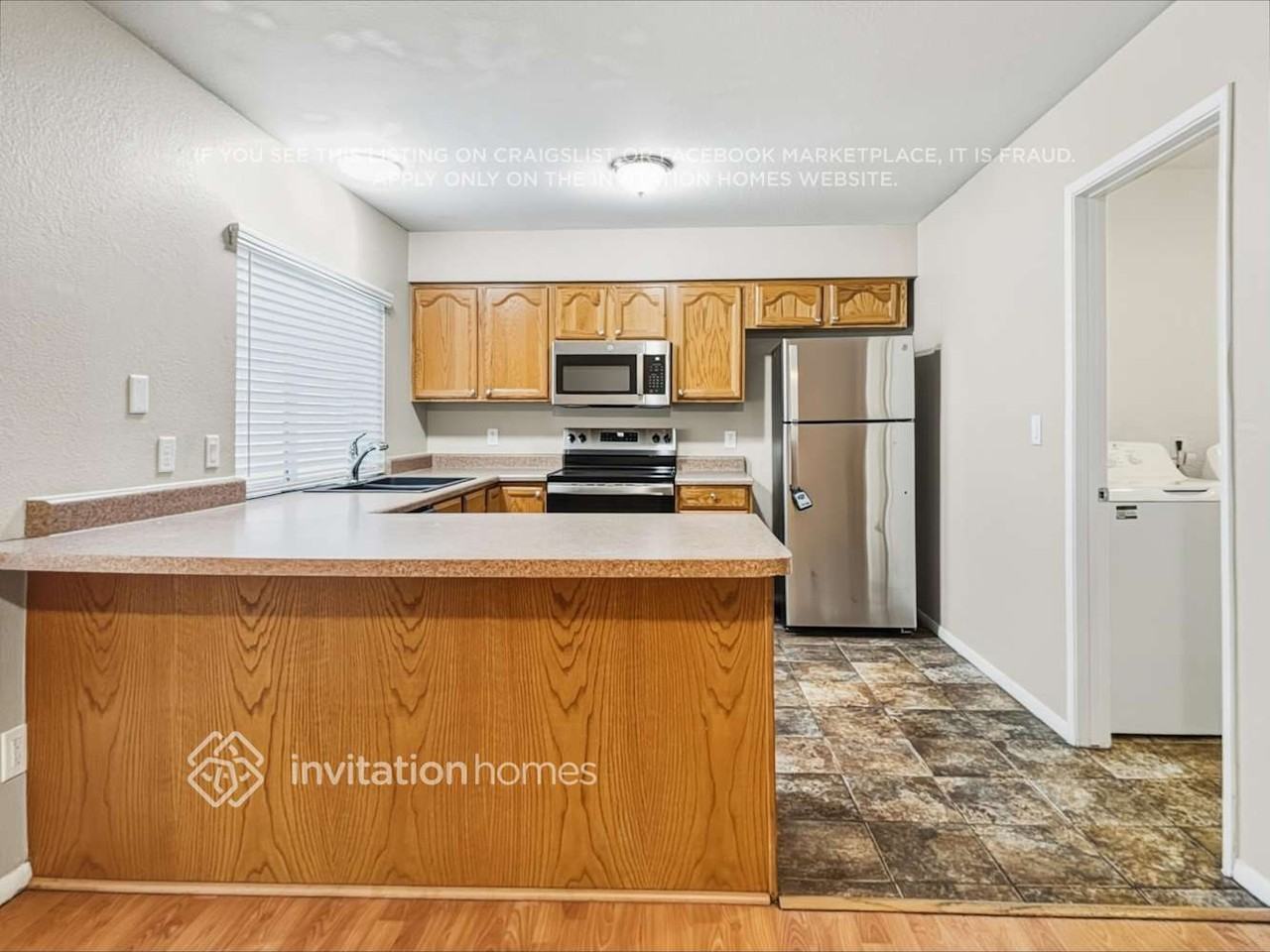 6325 W Purdue Ave - Photo 7 of 18