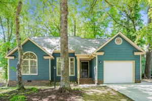 featured image of 1011 Laurens Way