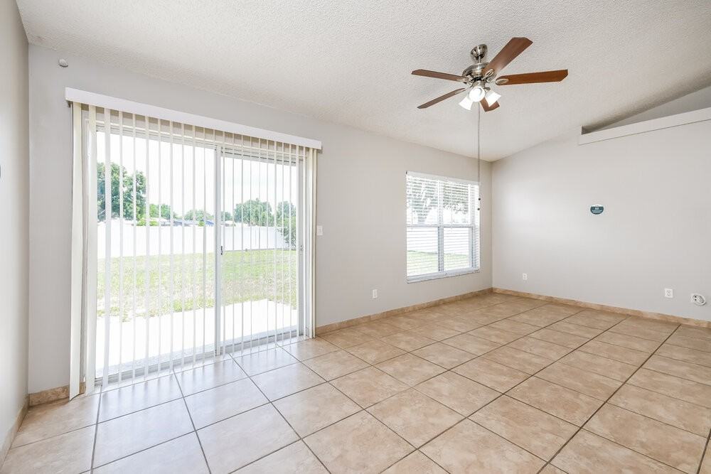 15146 Margaux Dr - Photo 5 of 16