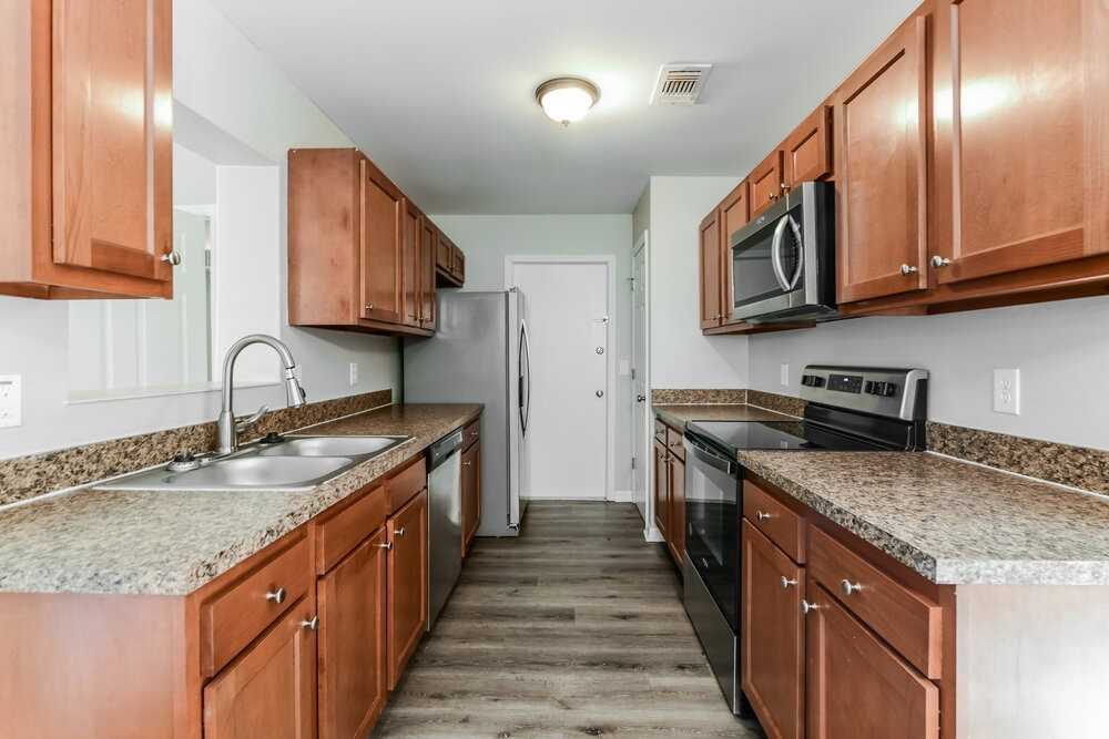724 Iowa Woods Cir E - Photo 6 of 16