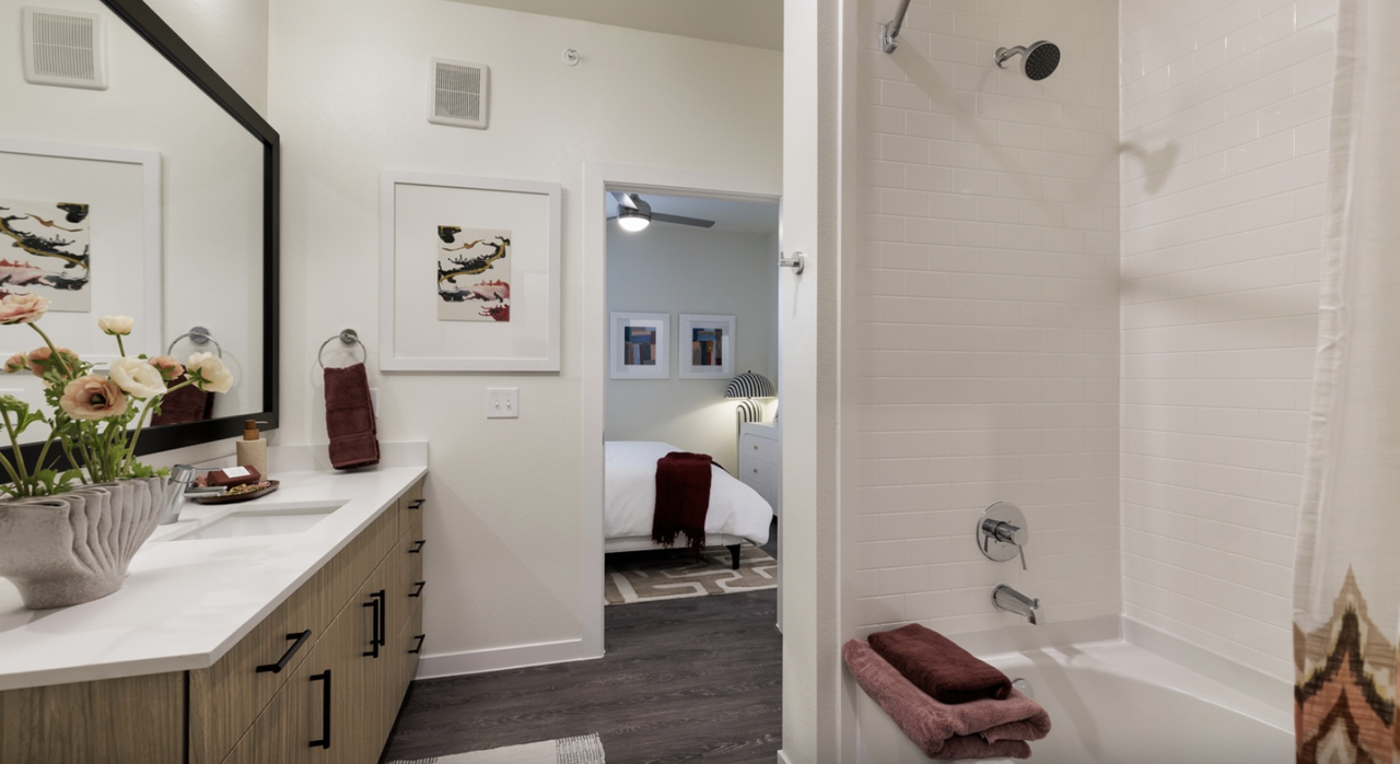 14815 Dessau Road - Photo 6 of 35