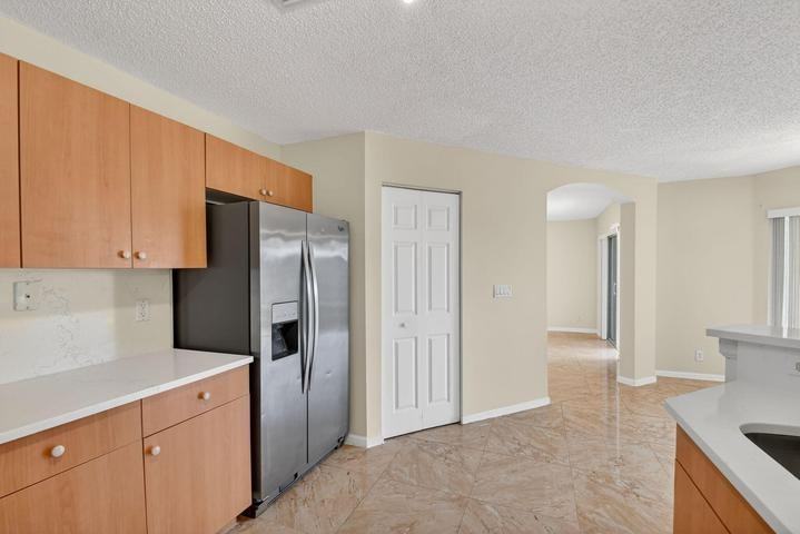 738 Perdido Heights Drive - Photo 3 of 8