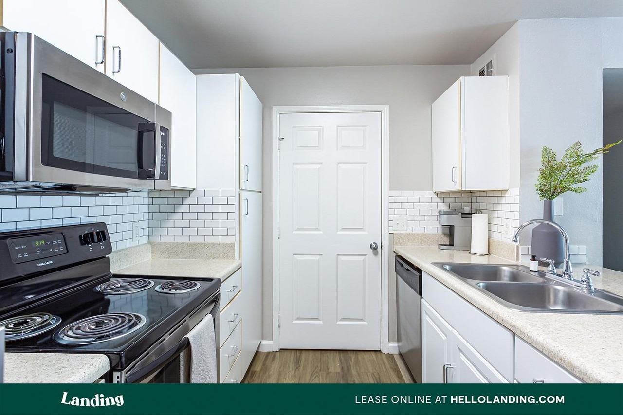 2915 Sharer Road - Photo 4 of 50