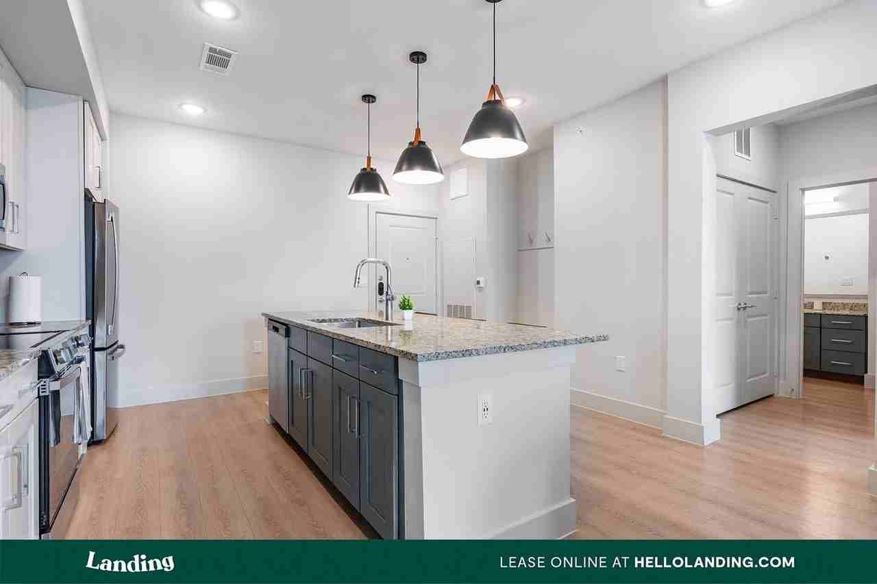 216 Flint Ridge Rd - Photo 2 of 50