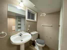 featured image of 117 Earlscourt Avenue #B