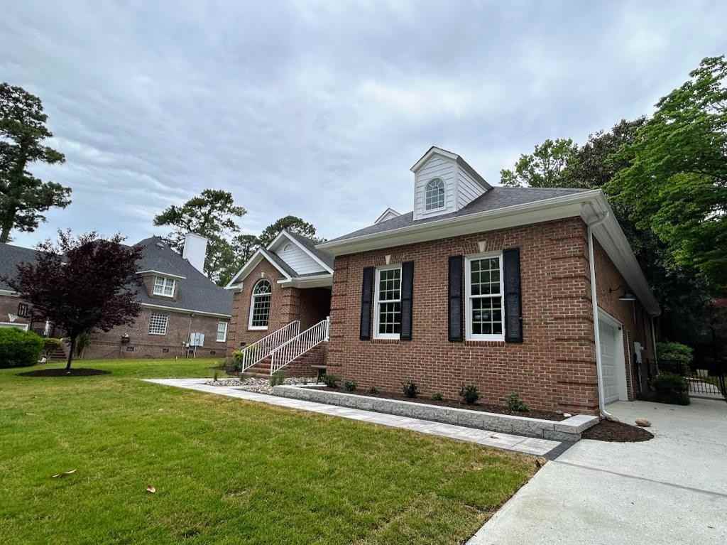 8703 Decoy Ln - Photo 3 of 34