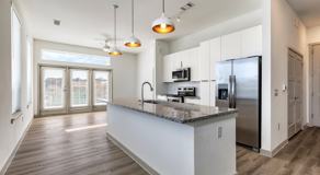 2308 East Riverside Drive - Photo 1 of 1
