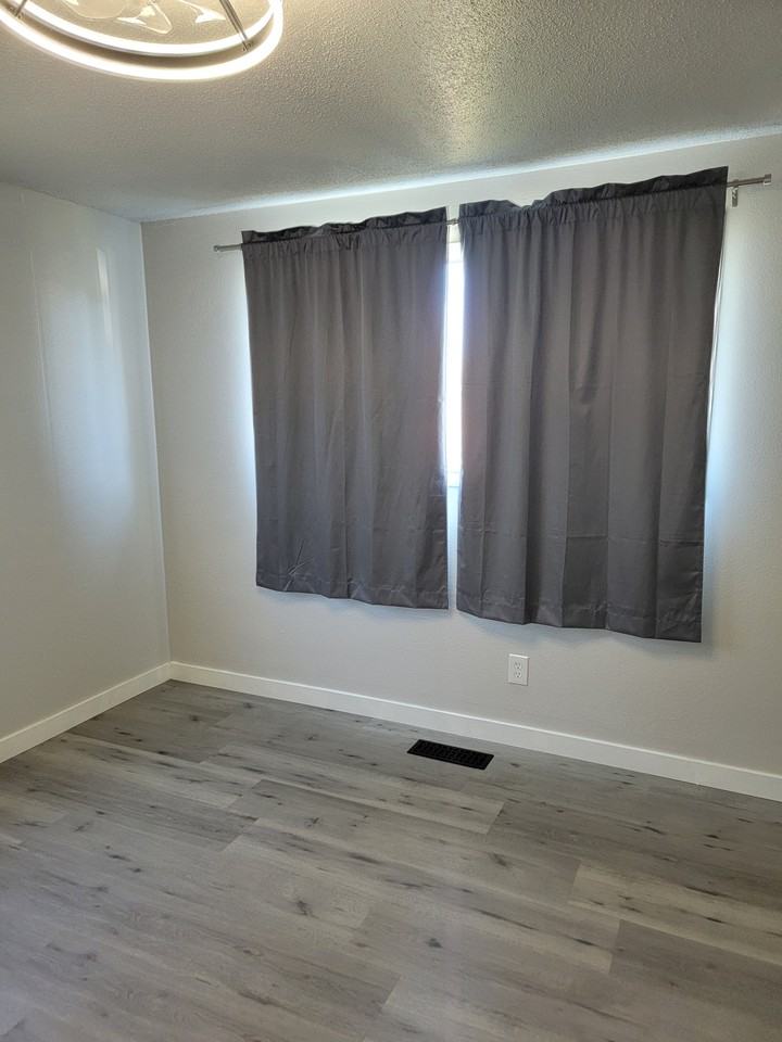 52 S Haskell St #1 - Photo 7 of 11