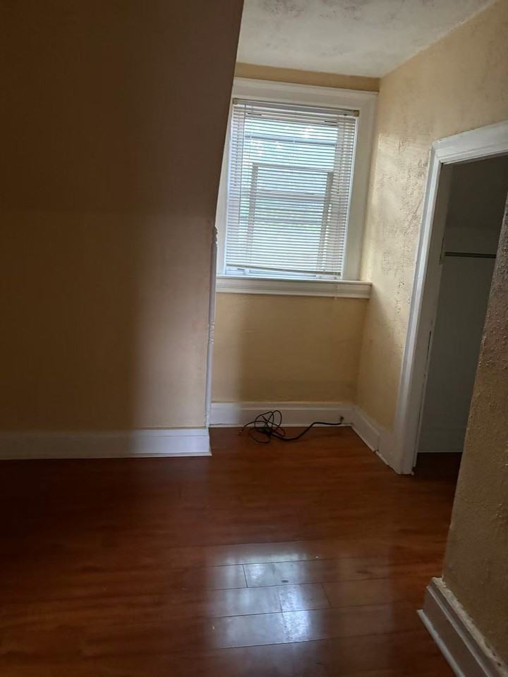 7609 Tuscarora St #3 - Photo 4 of 15
