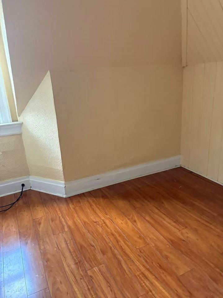 7609 Tuscarora St #3 - Photo 6 of 15