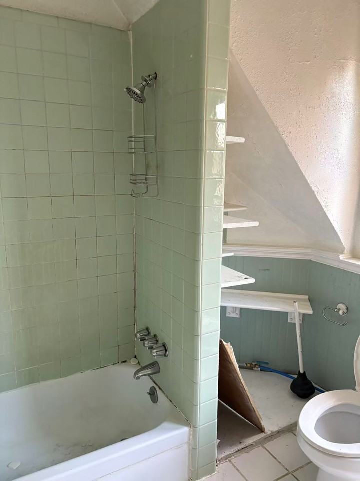 7609 Tuscarora St #3 - Photo 7 of 15
