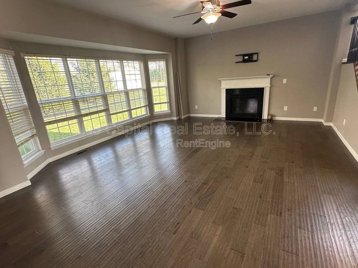 116 Forest Oaks Dr - Photo 2 of 10