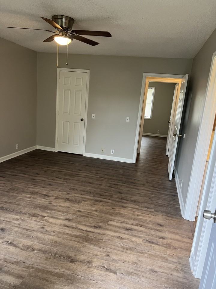 115 Forest Ave #103 - Photo 4 of 14