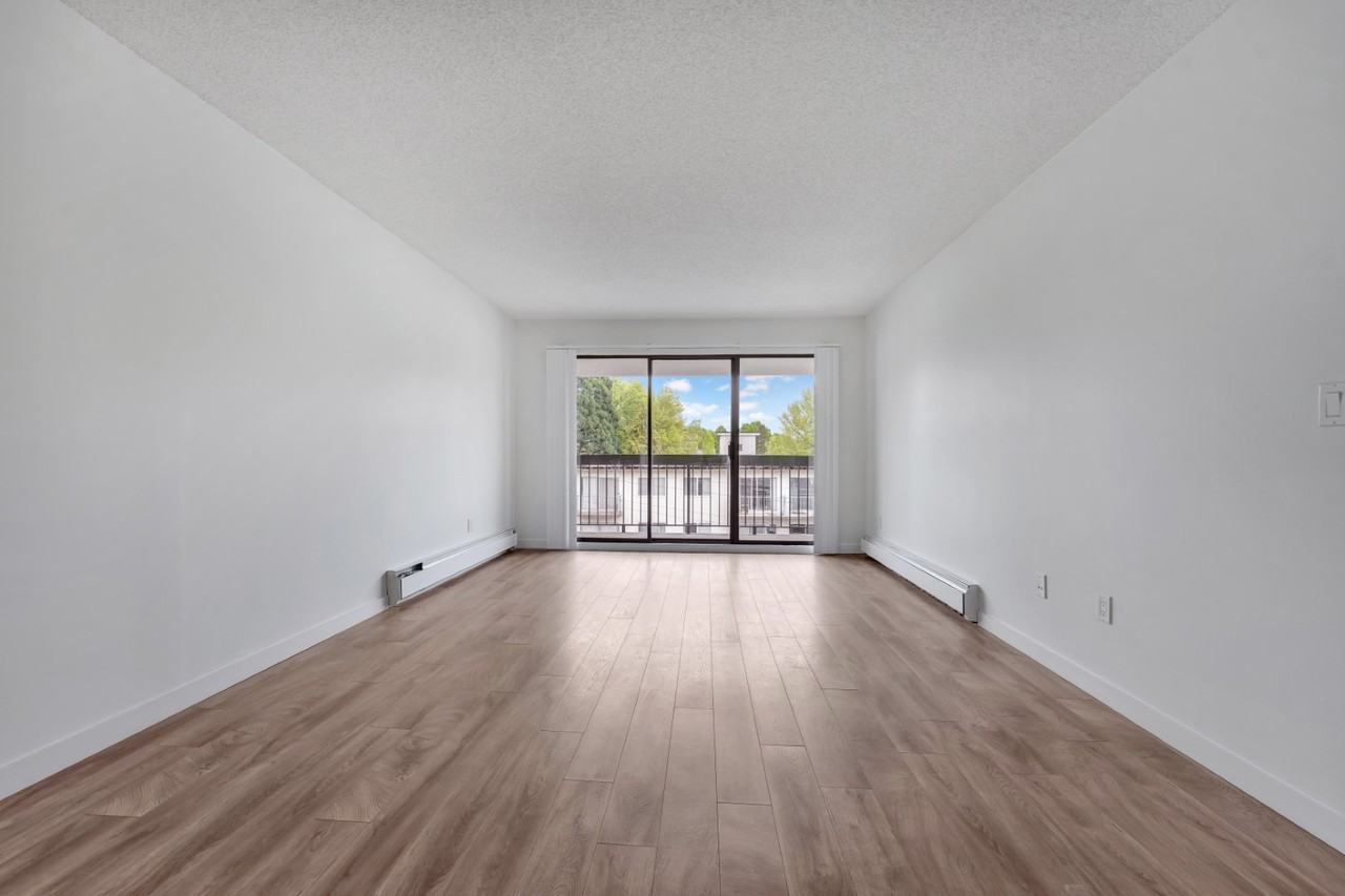 8616 Oak Street - Photo 5 of 14