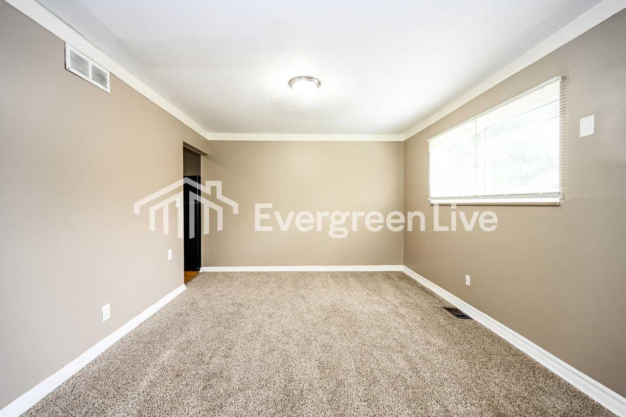 8968 Mockingbird Ln - Photo 5 of 15