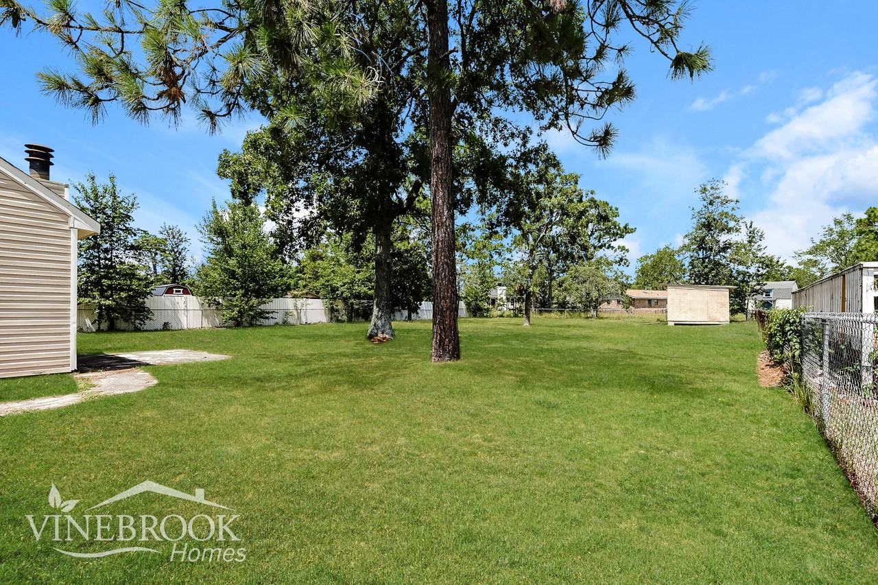 3716 Clayborn Dr - Photo 3 of 15