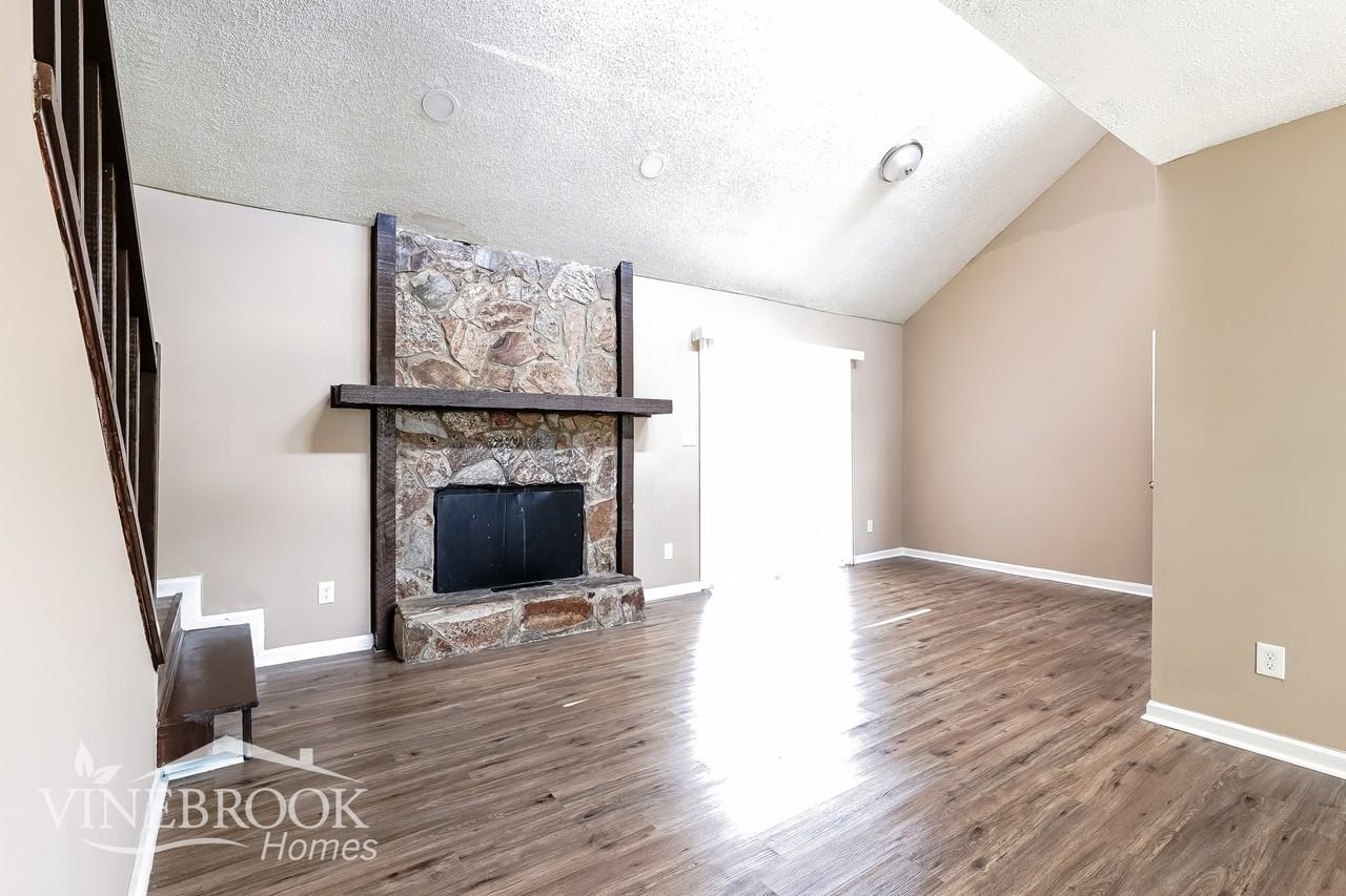 3716 Clayborn Dr - Photo 6 of 15