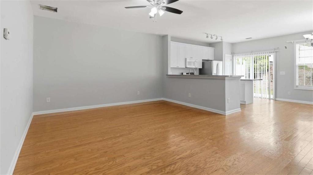 3522 Spring View Ct - Photo 6 of 25