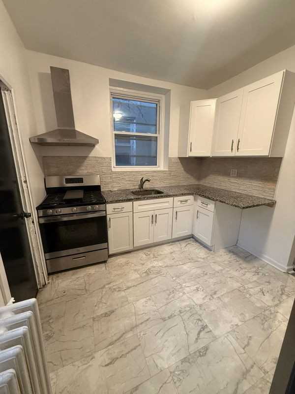 125 N Ruby St - Photo 3 of 10