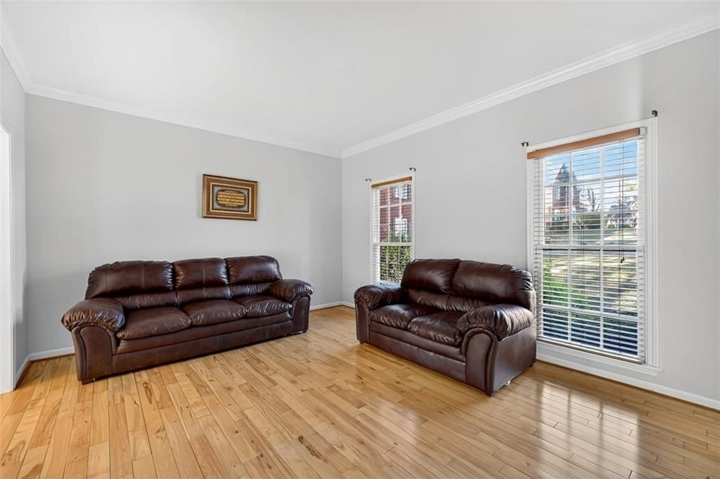 3378 Willbrooke Ct - Photo 3 of 26