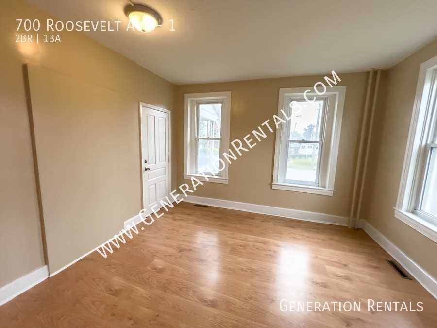 700 Roosevelt Ave #1 - Photo 3 of 5