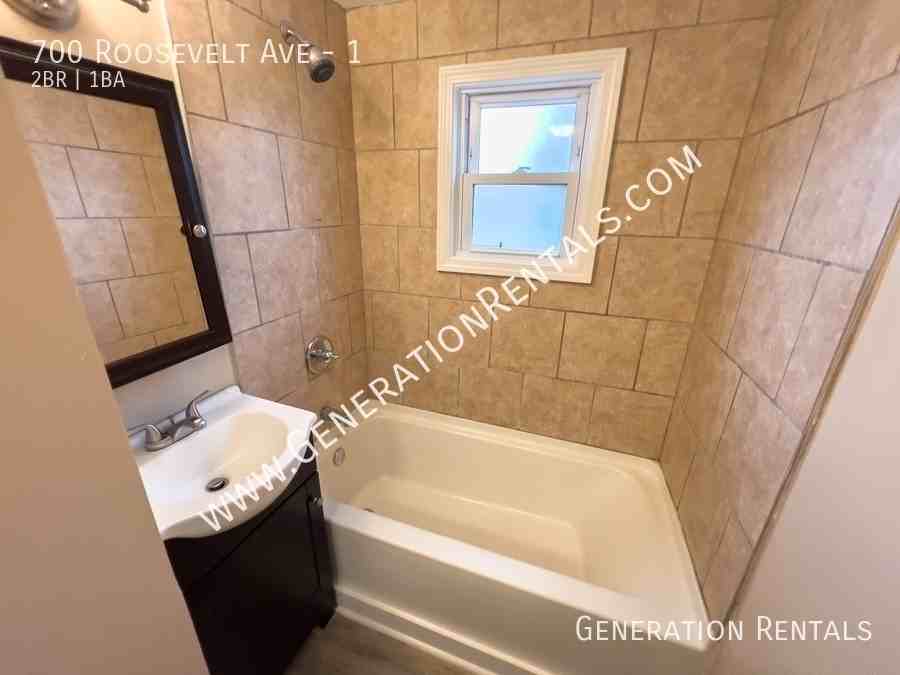 700 Roosevelt Ave #1 - Photo 5 of 5
