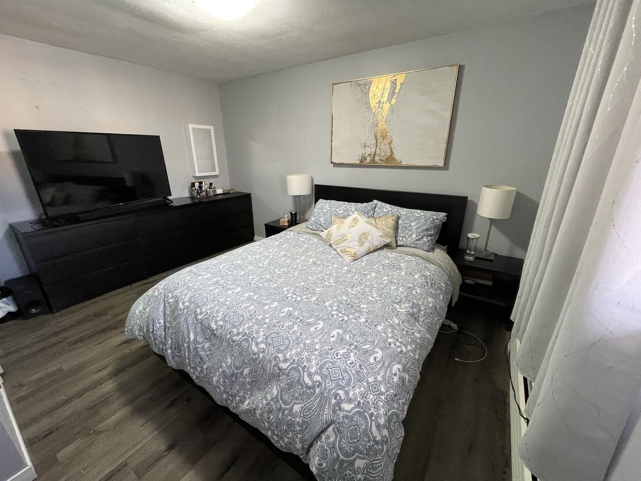 1335 Victoria Drive - Photo 5 of 15