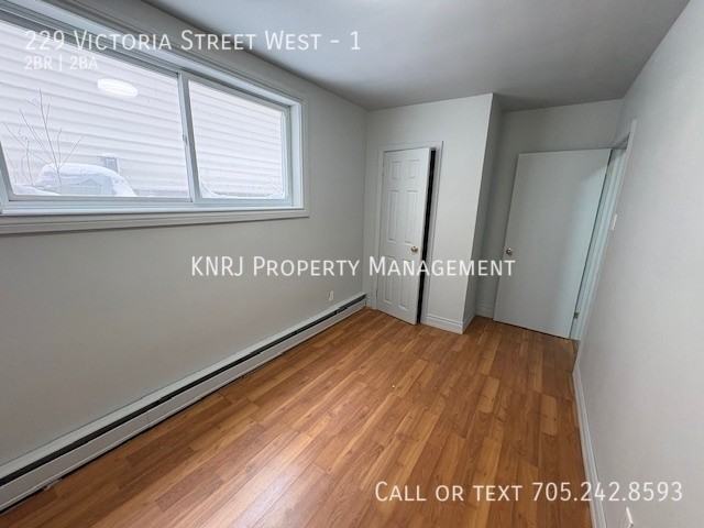 229 Victoria St W #1 - Photo 7 of 11