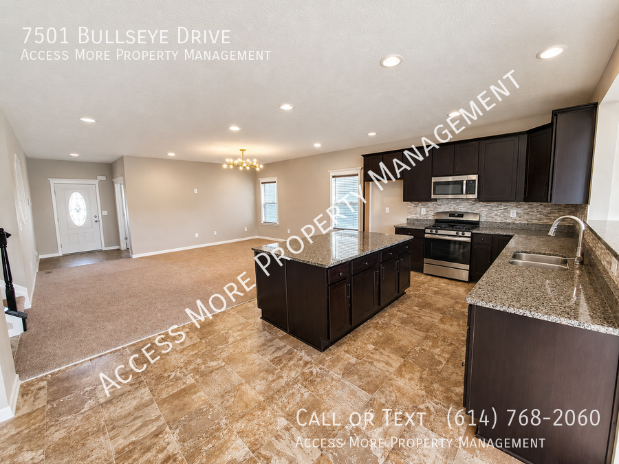 7501 Bullseye Dr - Photo 4 of 10