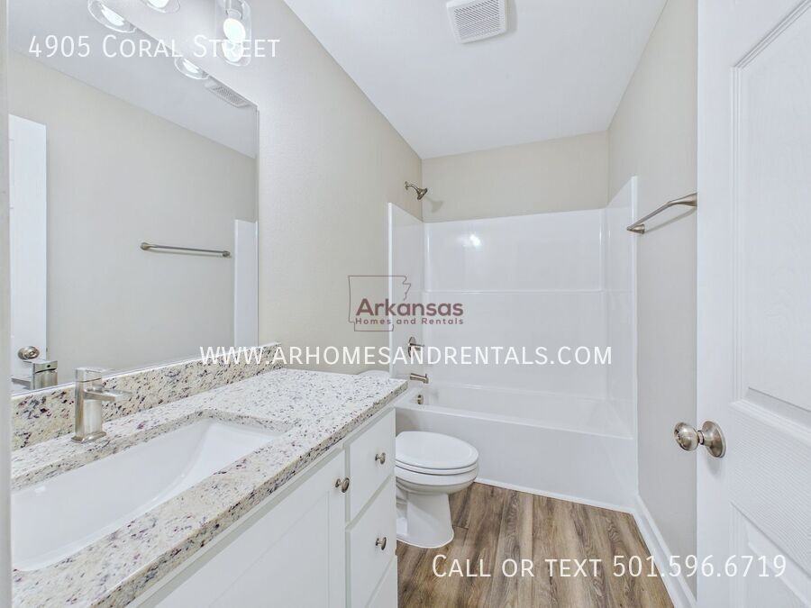 4905 Coral St - Photo 7 of 18