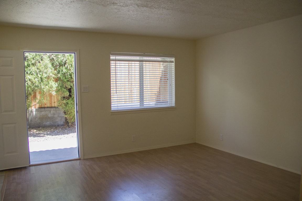 12104 Menaul Blvd Ne #8 - Photo 7 of 23