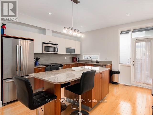 63 Young St - Photo 7 of 13