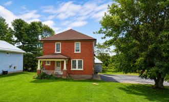 featured image of 70 Belleville St