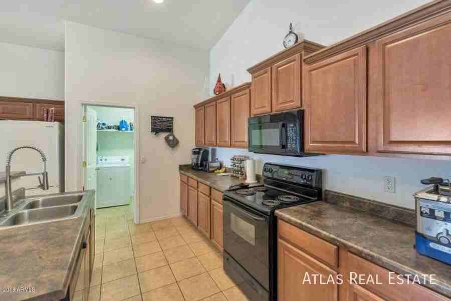 36556 W Velazquez Dr - Photo 4 of 19