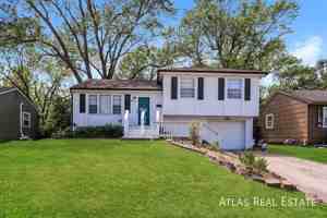 featured image of 4912 N Sycamore Dr