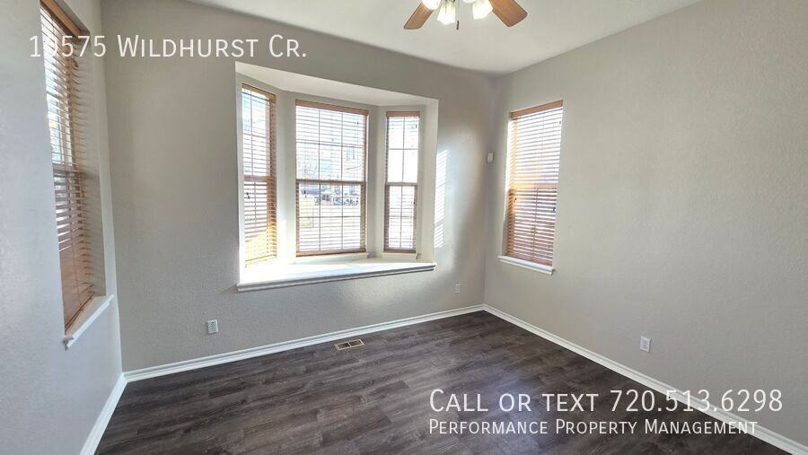 10575 Wildhurst Cir - Photo 3 of 32