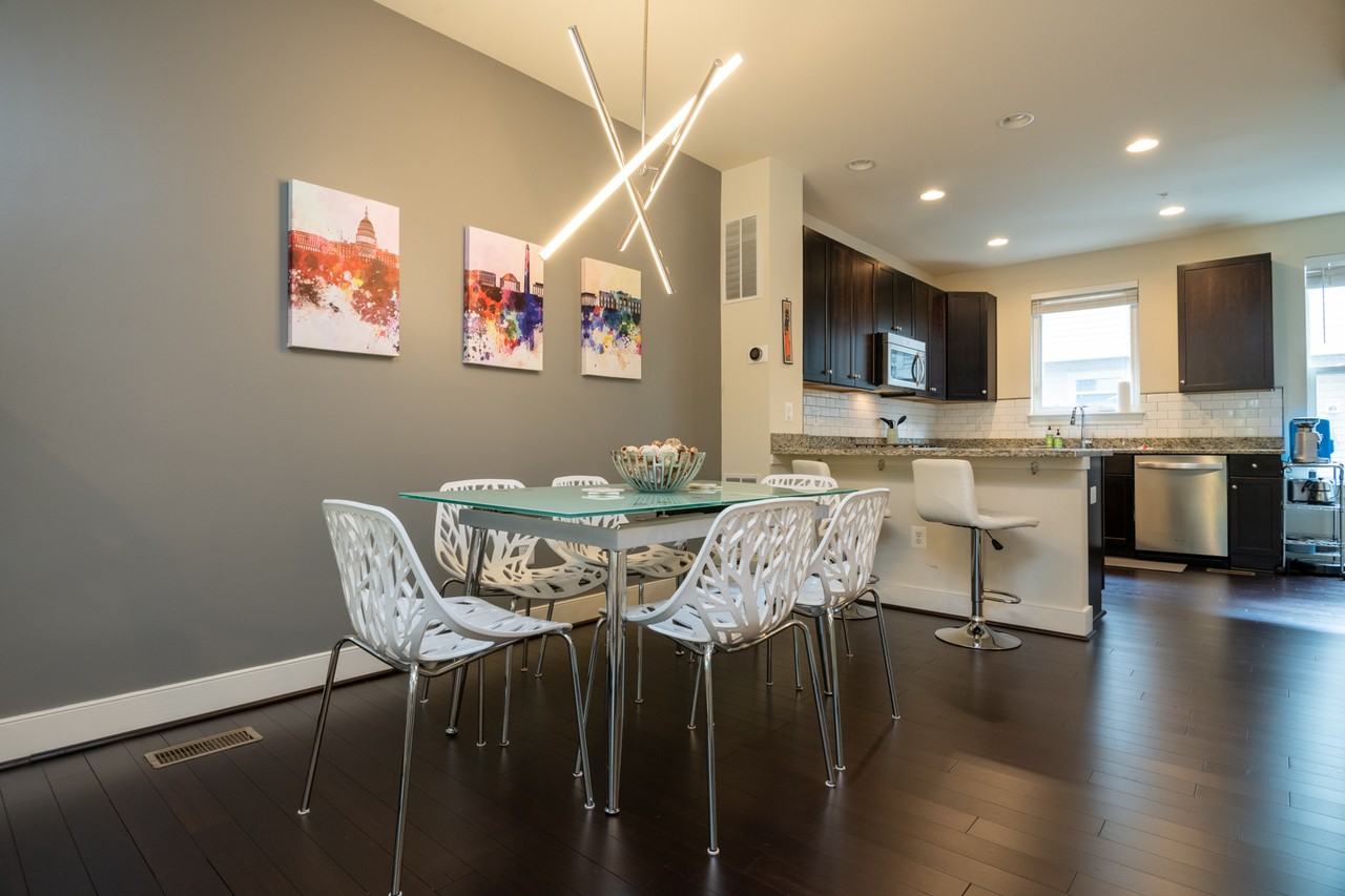 5639 45th Ave - Photo 5 of 30