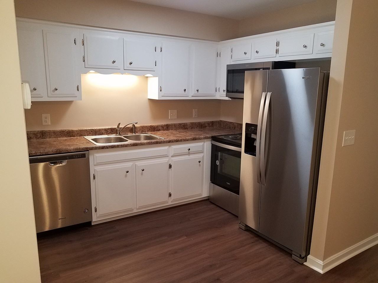 1011 Murfreesboro Rd #F2 - Photo 2 of 18