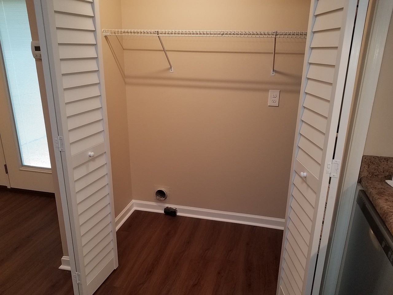 1011 Murfreesboro Rd #F2 - Photo 5 of 18