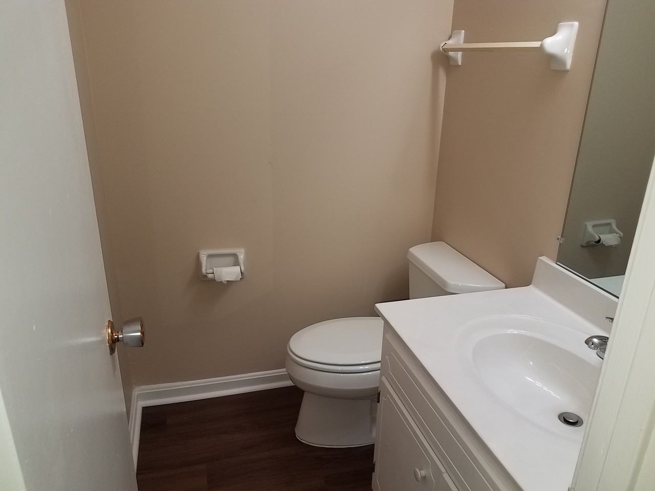 1011 Murfreesboro Rd #F2 - Photo 6 of 18