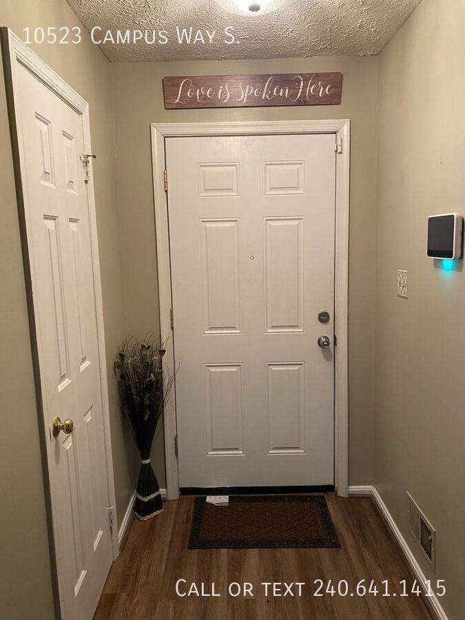 10523 Campus Way S - Photo 2 of 21