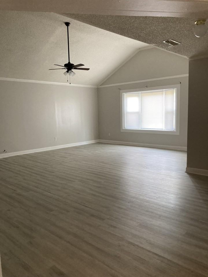 510 Charles St - Photo 7 of 7