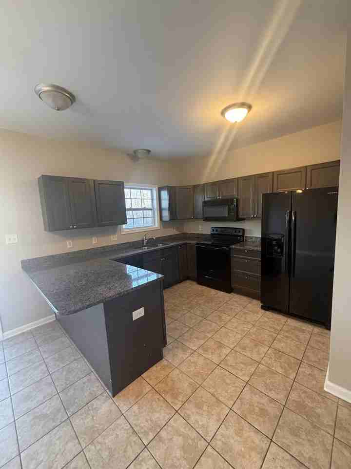195 Continental Dr #1 - Photo 5 of 12