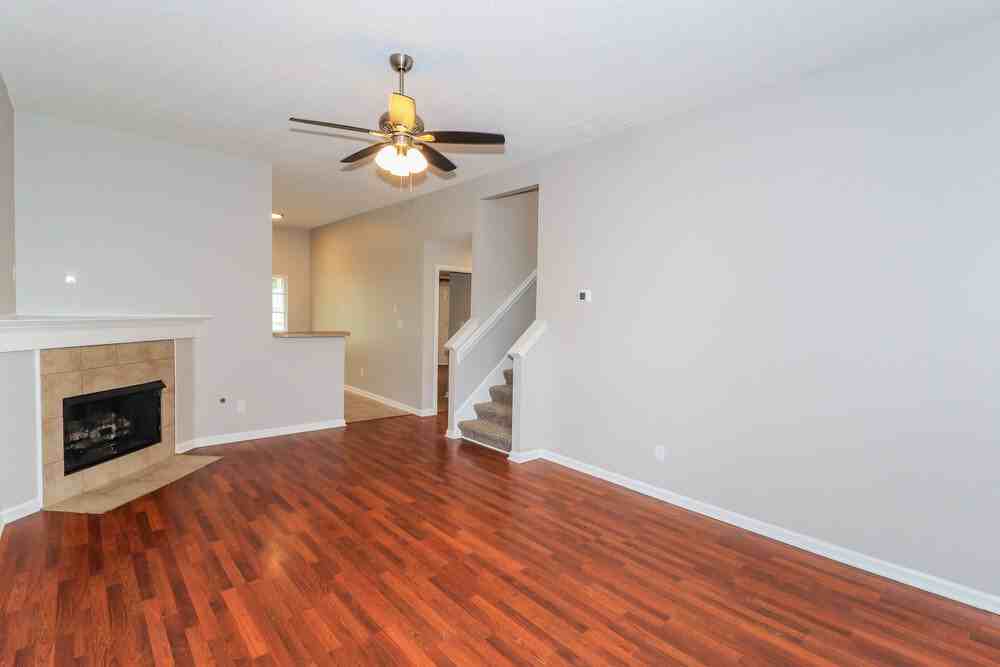 9728 Tucker Creek Cv - Photo 7 of 20
