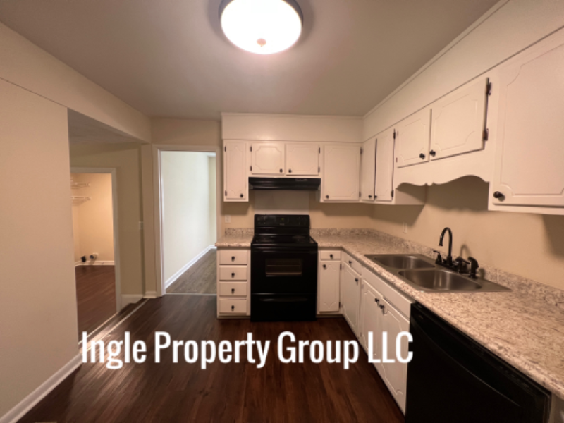 5418 Hampton Rd - Photo 2 of 31