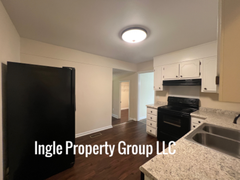 5418 Hampton Rd - Photo 4 of 31