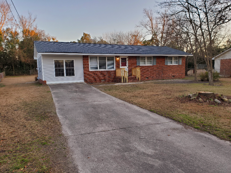 1350 Shaw Rd