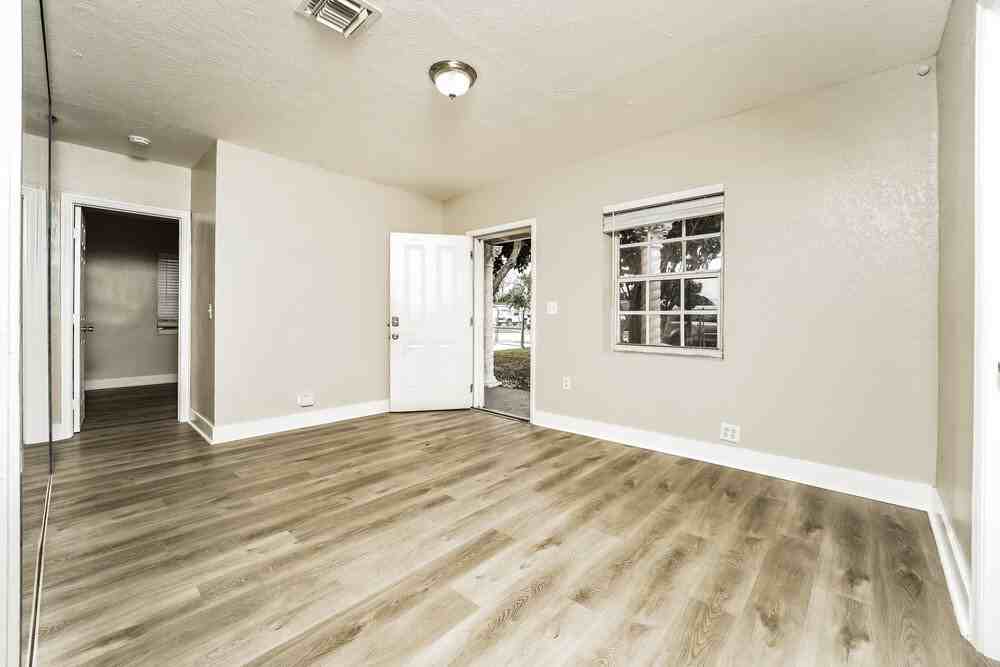 16461 Nwav - Photo 5 of 19
